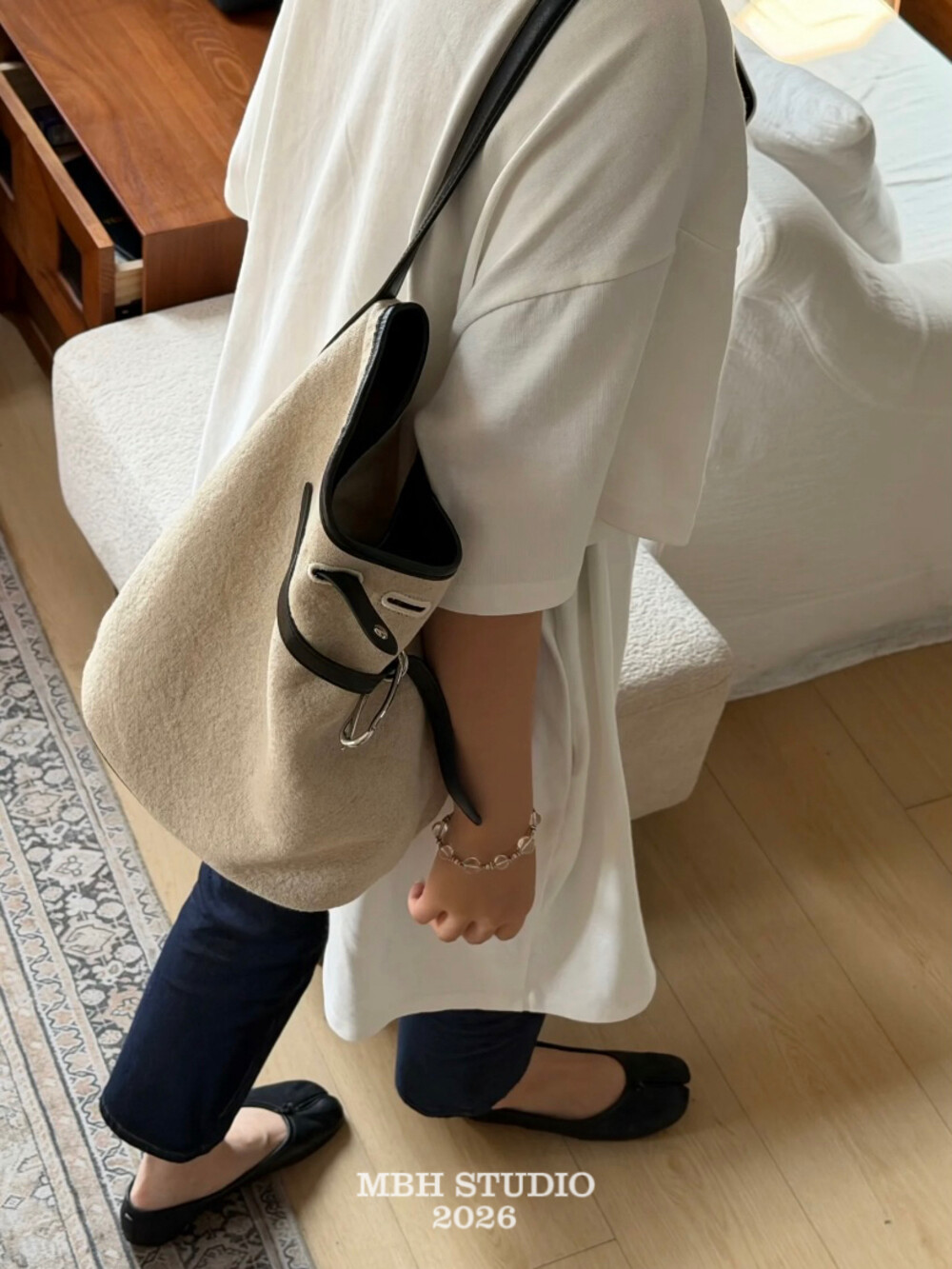 MBH Minimalist Linen Bucket Bag Relaxed Old Money Casual Shoulder Bag - Image 4
