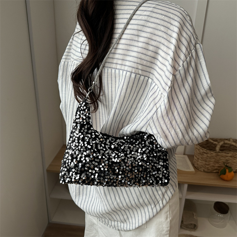 Large Capacity Sequin Bucket Shoulder Bag 2026 Summer Women's Underarm Bag - Image 4