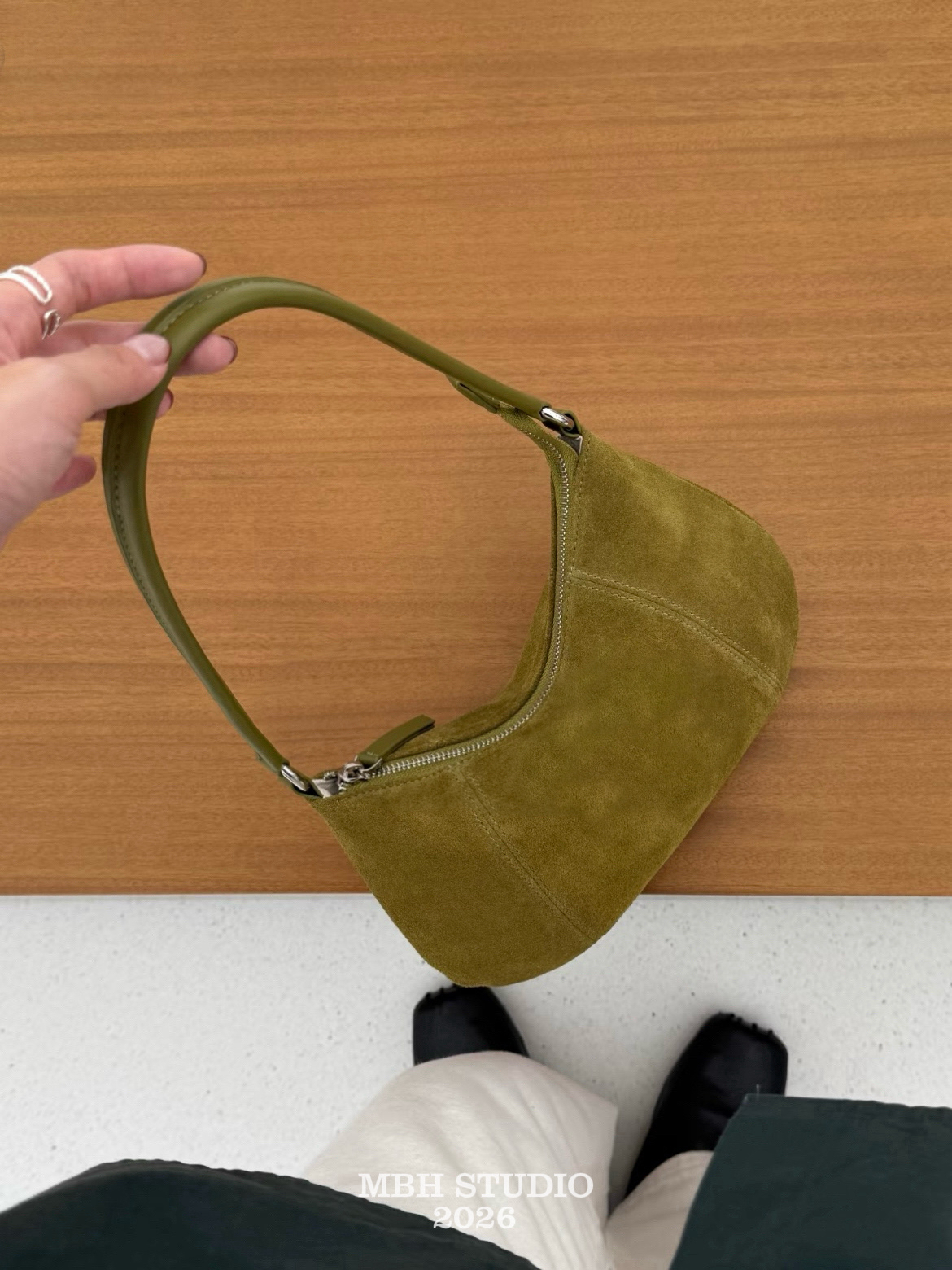MBH French Minimalist Matte Leather Crescent Shoulder Bag for Fall Winter - Image 3