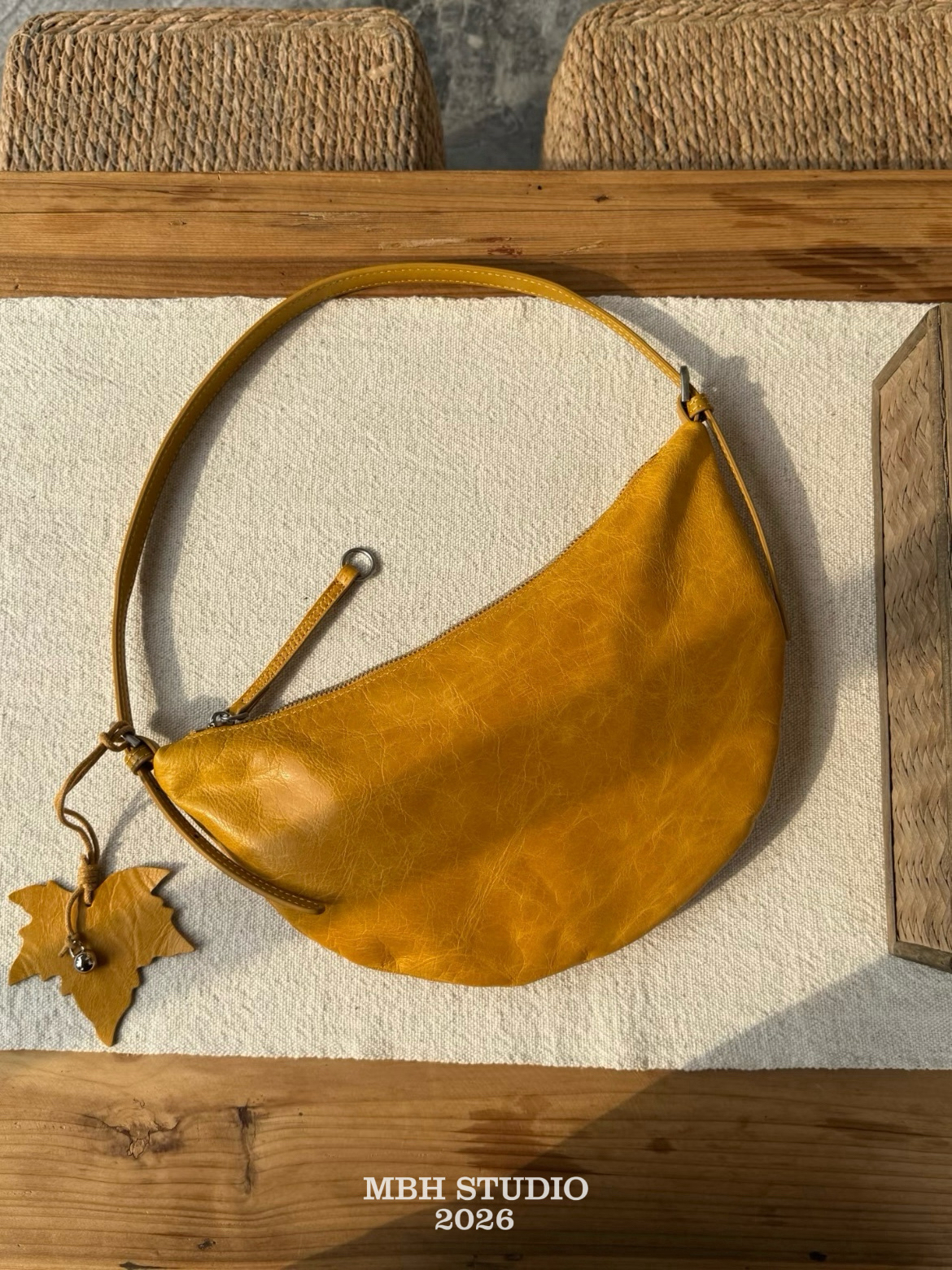 MBH Top Layer Cowhide Crescent Shoulder Bag - Minimalist Zip Women's Bag