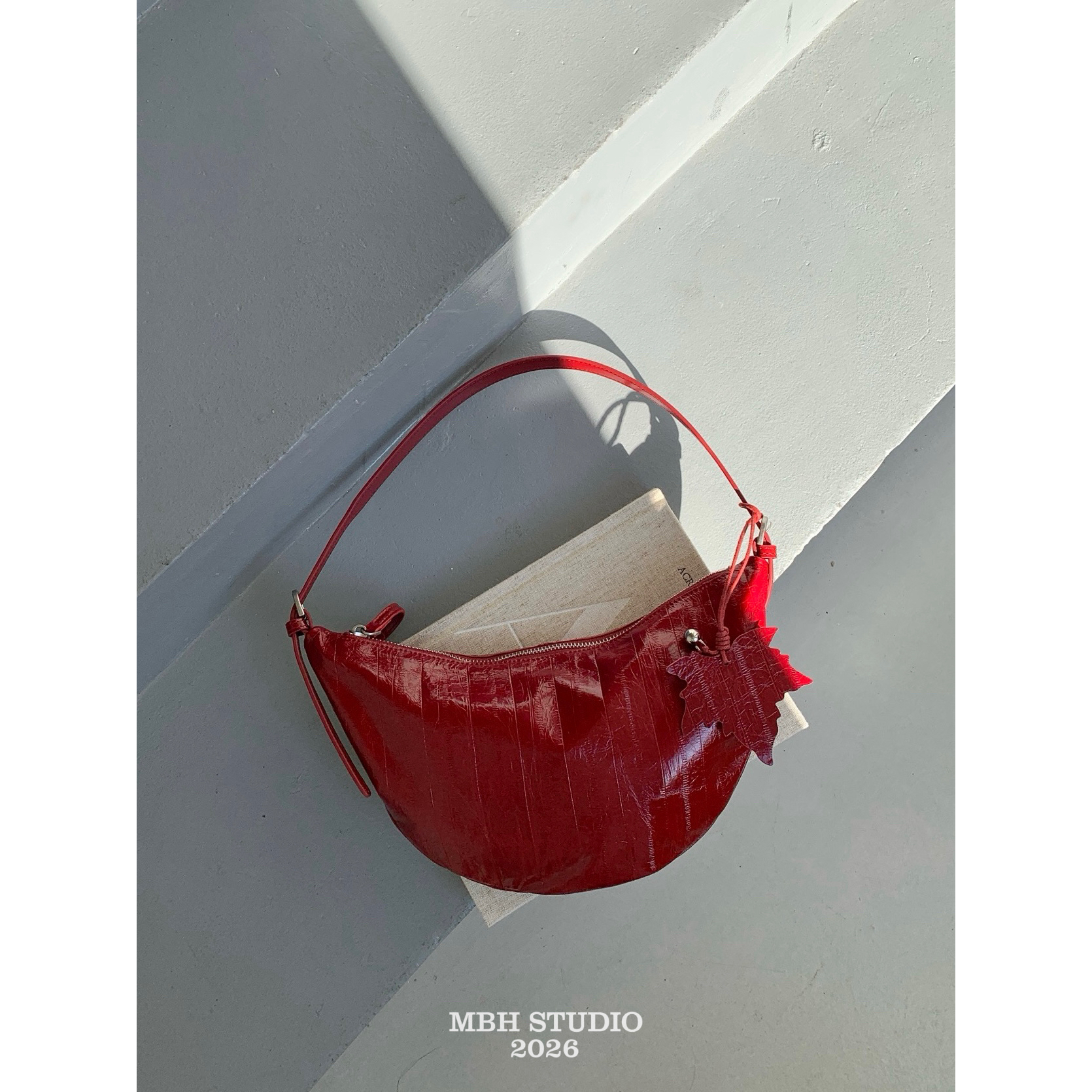 MBH Top Layer Cowhide Crescent Shoulder Bag - Minimalist Zip Women's Bag - Image 5