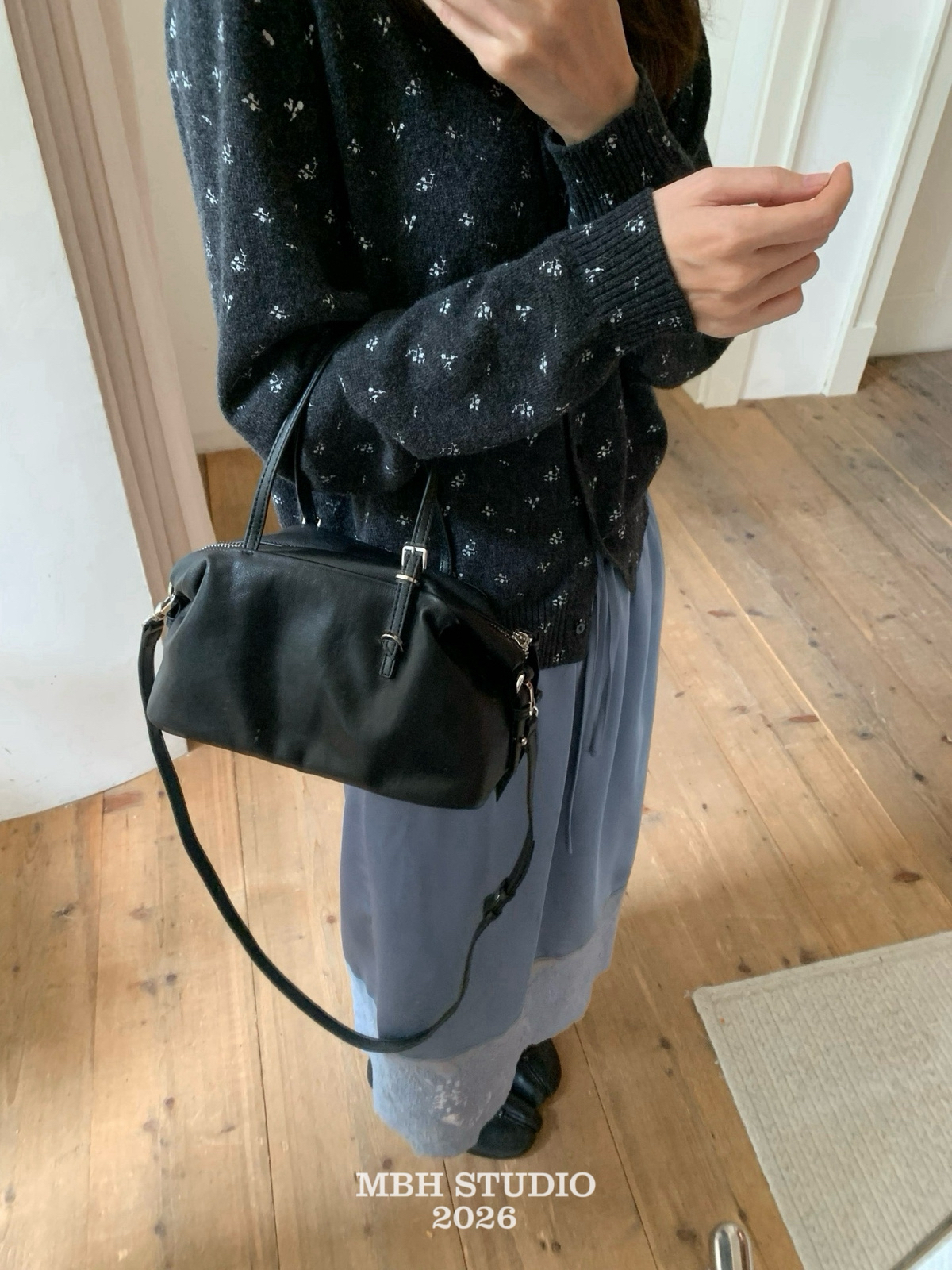 New Autumn Arrival! Vegetable-Tanned Top Layer Cowhide Ruched Bowling Bag Korean Niche Versatile Crossbody Handbag - Image 2