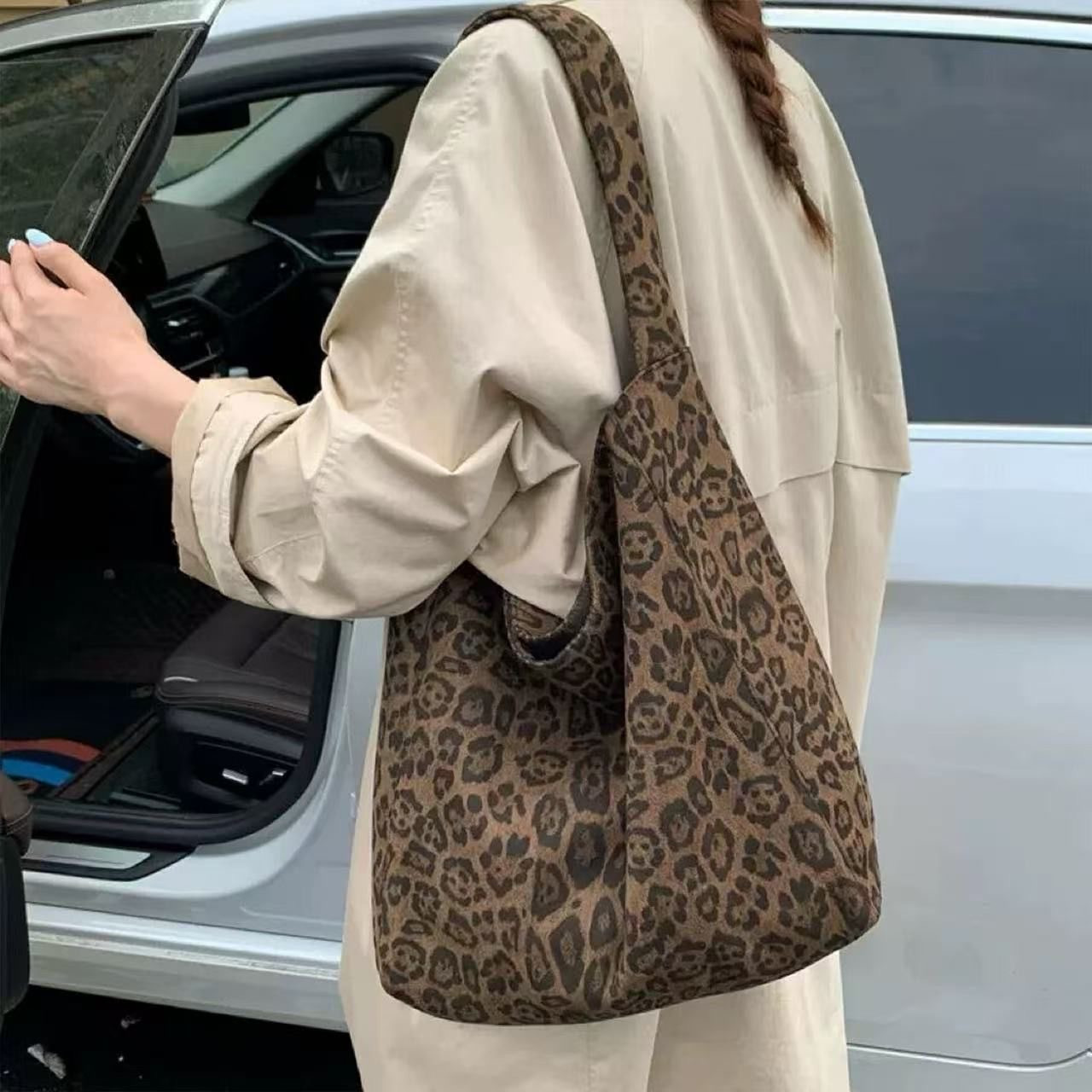 Women's Retro Leopard Print Large Tote Bag 2026 Fall Shoulder Bag - Image 4