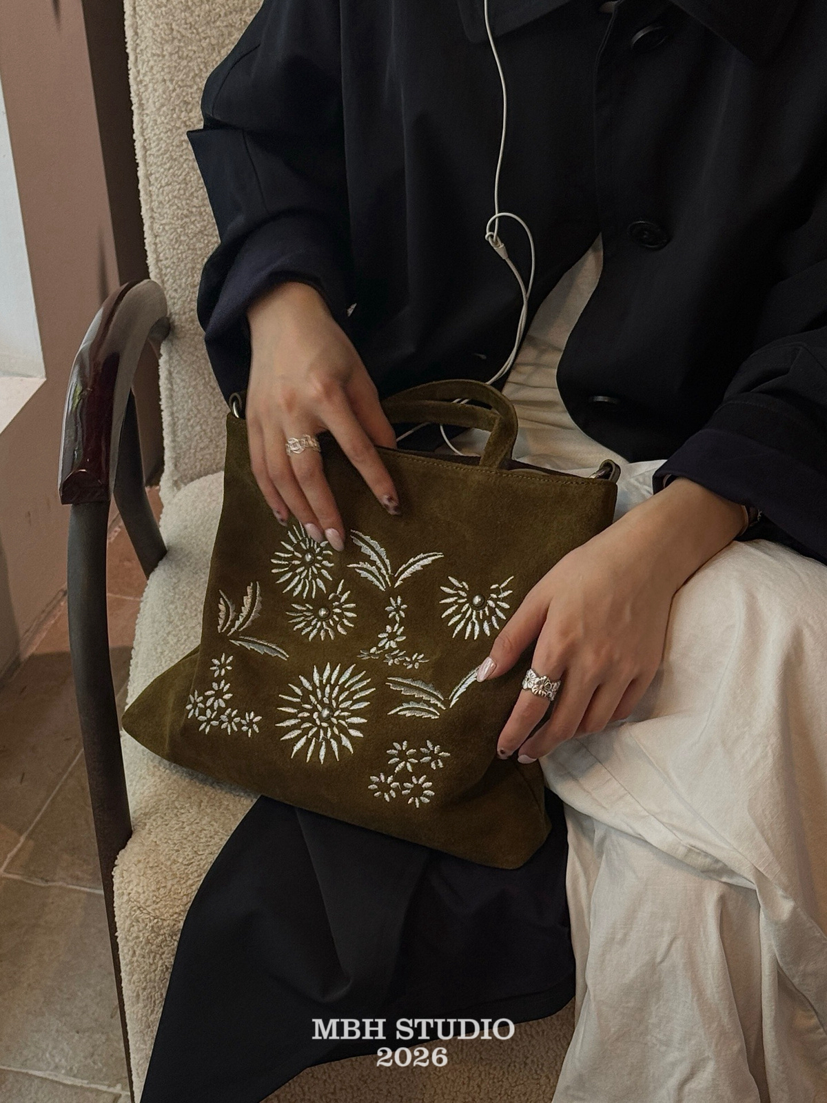 MBH Handmade Crochet Daisy Suede Tote Bag Embroidered Boho Eastern Aesthetic - Image 3