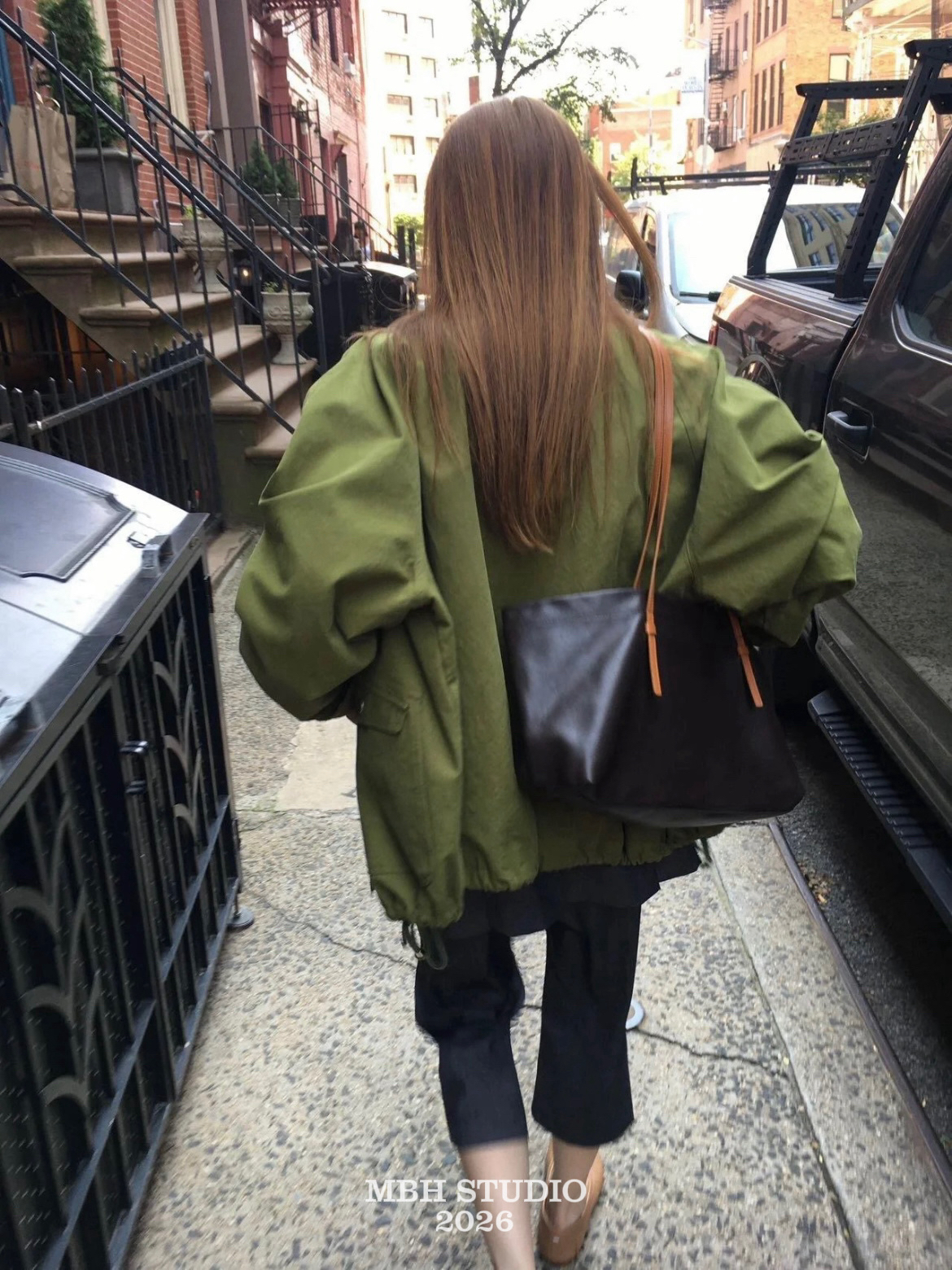 MBH Korean Dongdaemun Minimalist Open-Top Thin-Strap Tote Bag Genuine Leather Large-Capacity Shoulder Bag - Image 2