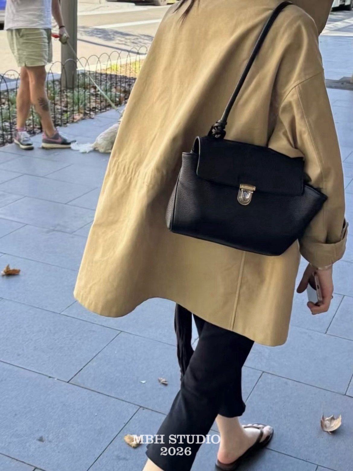 MBH Korean Style Flap Metal Lock Tote Bag Minimalist Shoulder Bag with Strap - Image 4
