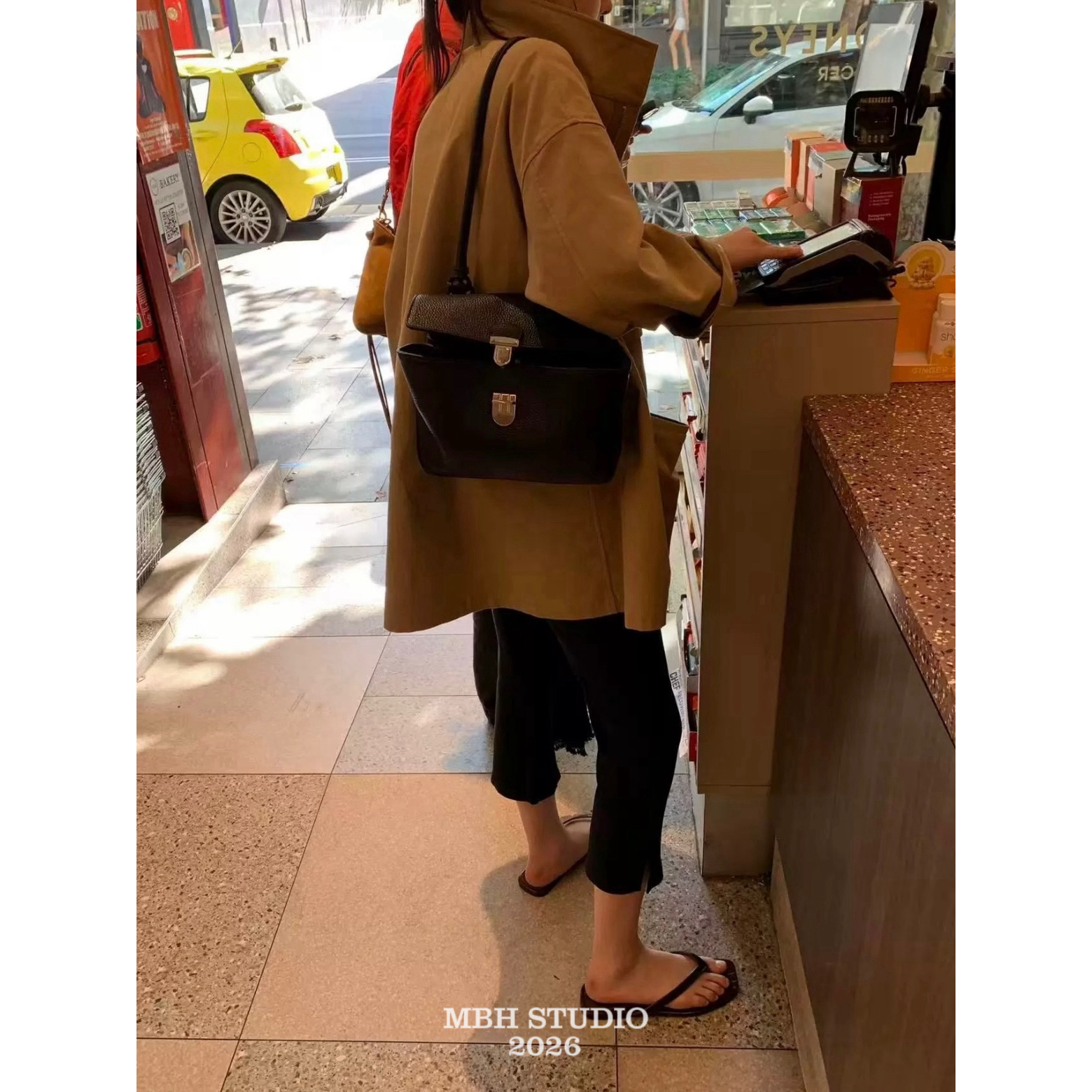 MBH Korean Style Flap Metal Lock Tote Bag Minimalist Shoulder Bag with Strap - Image 5