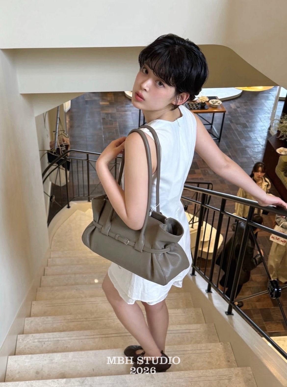 Folnua Korean High-IQ Niche Belt Buckle Design Top Grain Leather Tote Bag Large Capacity Shoulder Bag