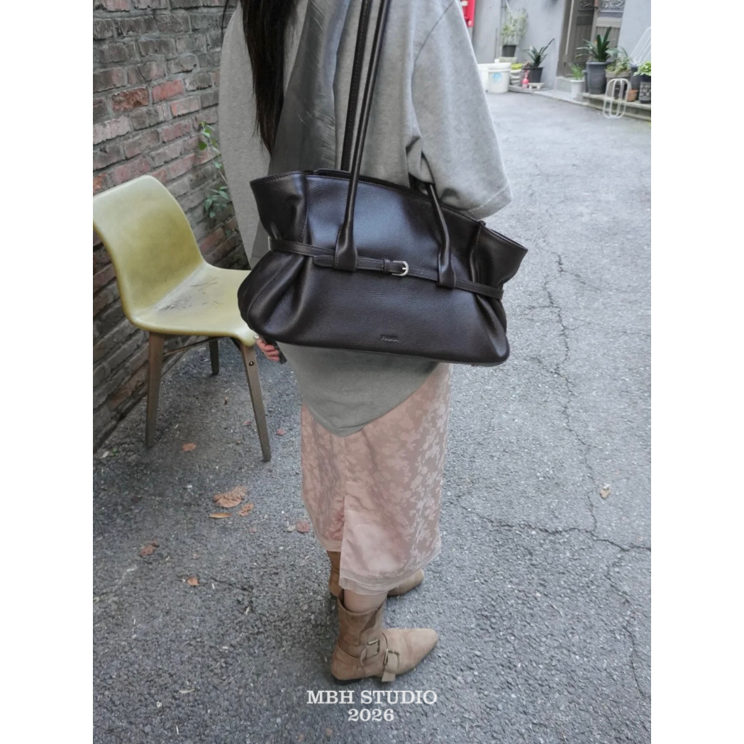 Folnua Korean High-IQ Niche Belt Buckle Design Top Grain Leather Tote Bag Large Capacity Shoulder Bag - Image 5