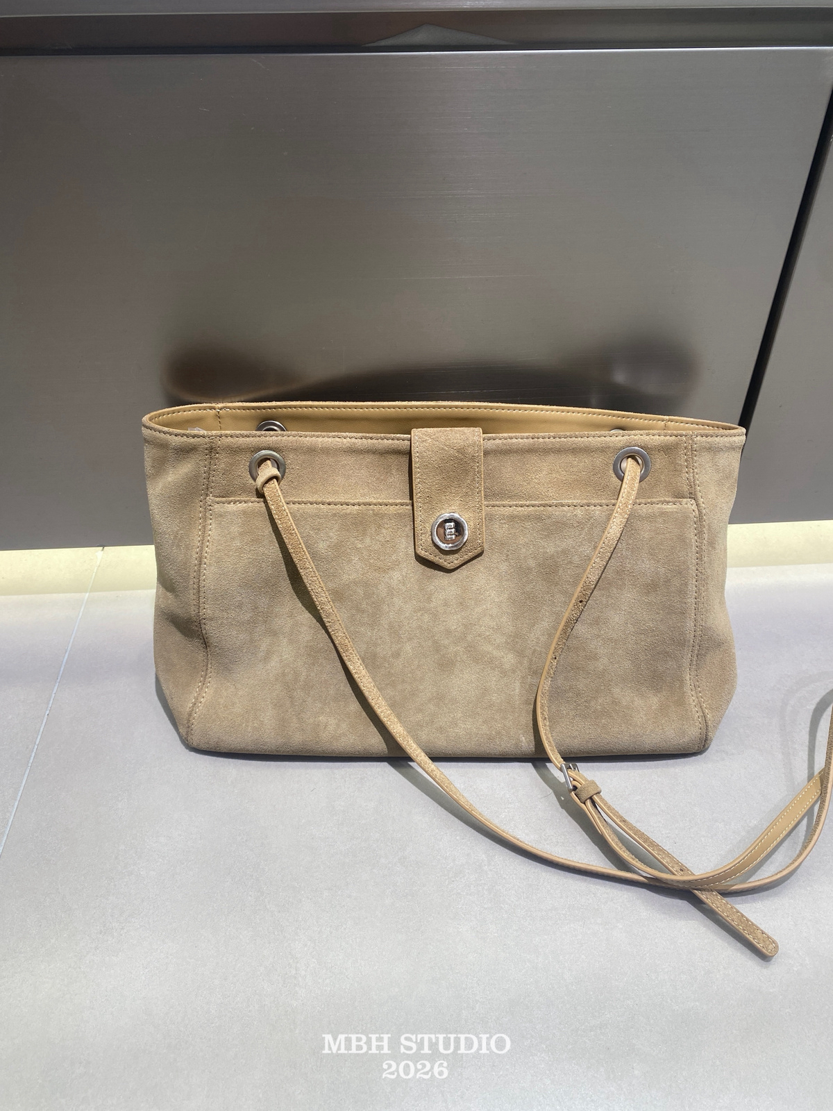 MBH Suede Tote Bag Large Capacity Shoulder Bag for Women - Image 4
